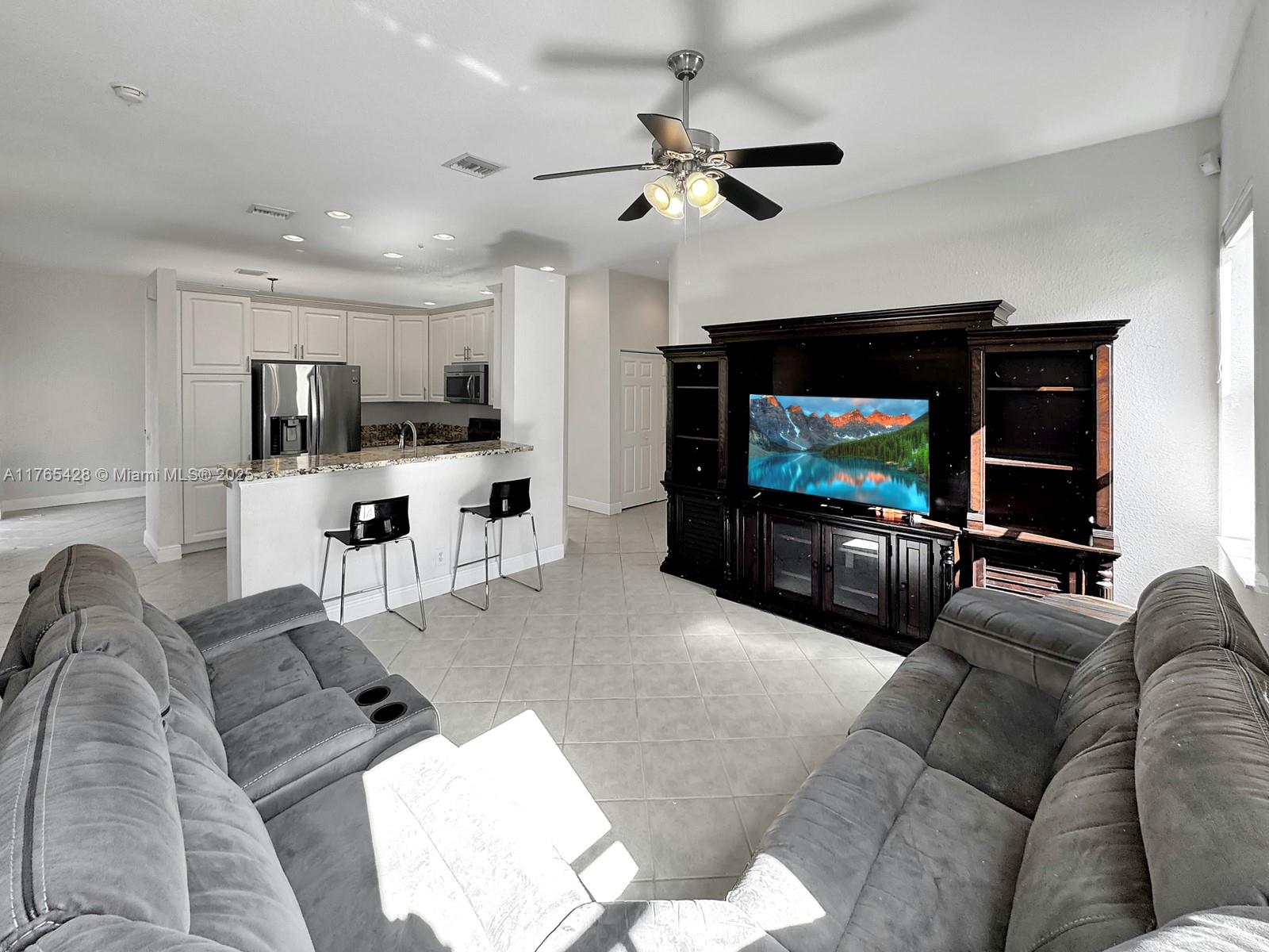 637 Bald Cypress Rd