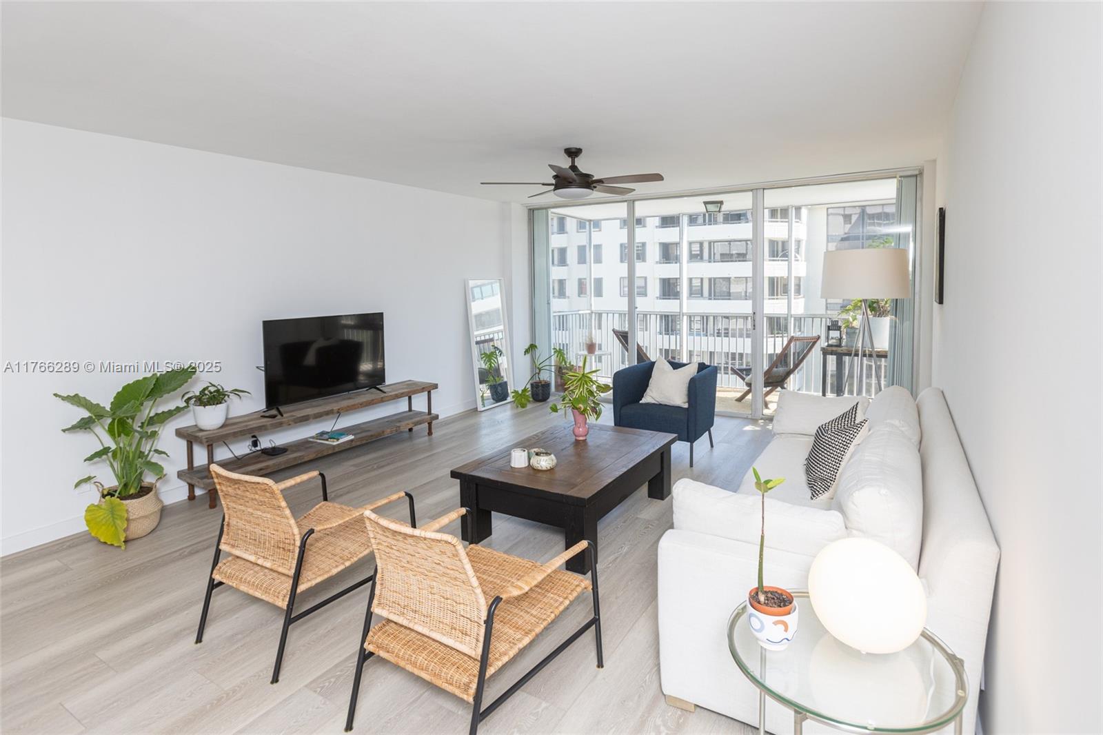 150 Ocean Lane Dr # 7F