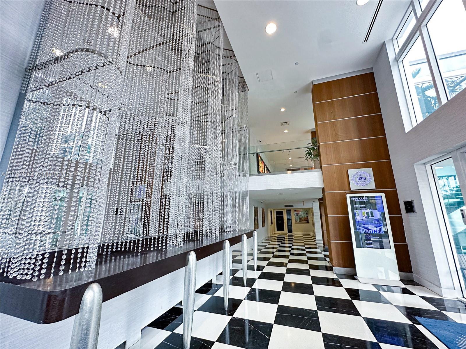 1800 N Bayshore Dr # 3903