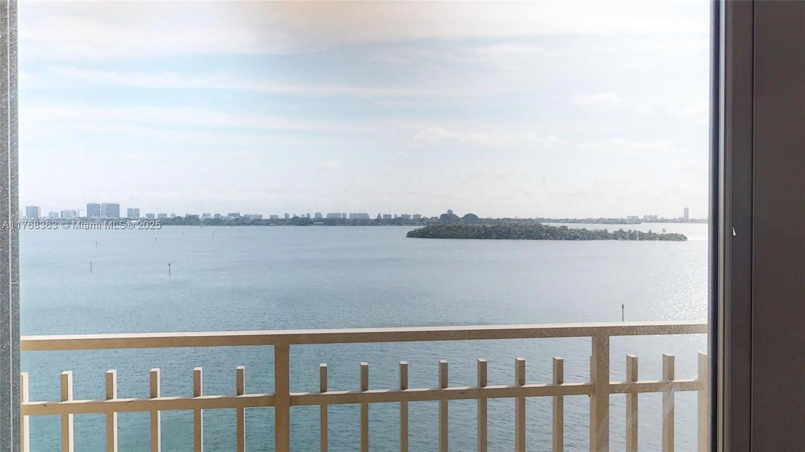 11113 Biscayne Blvd # 757