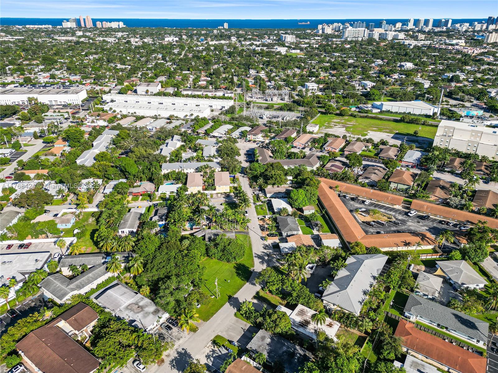 827 NE 14th Pl
