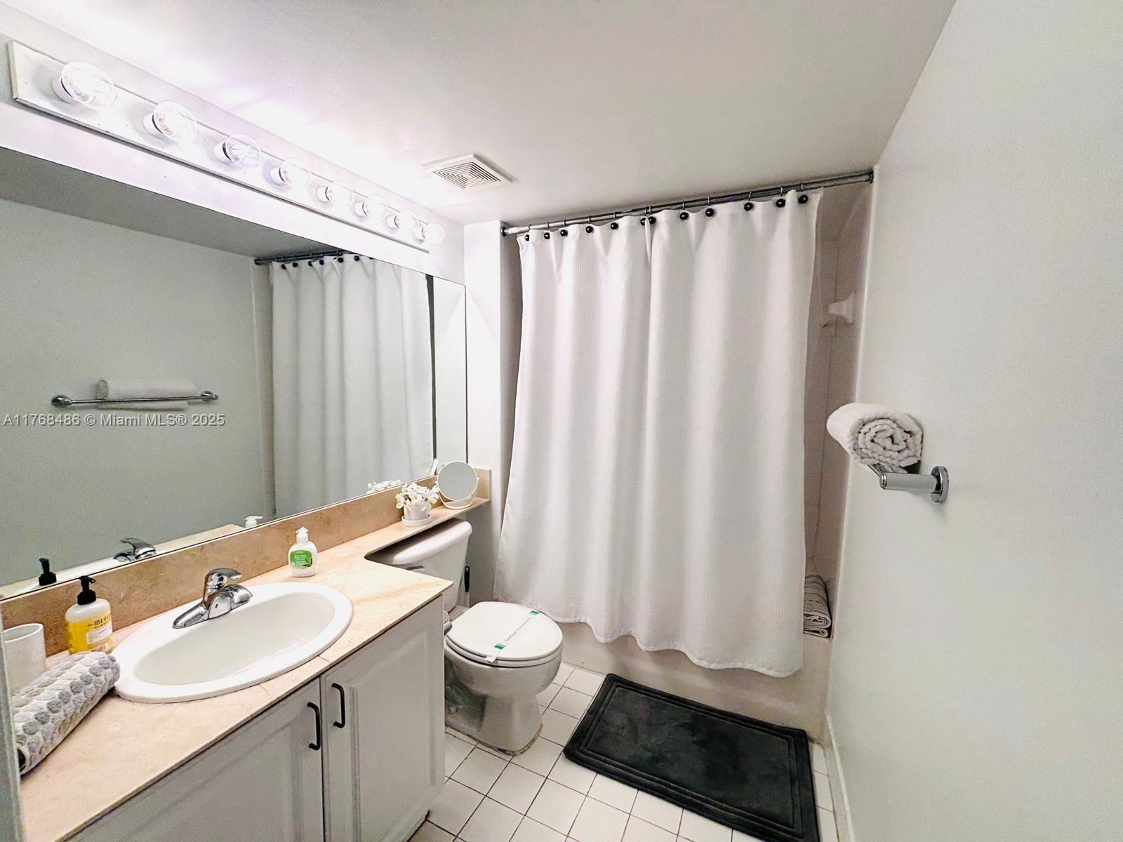 1155 Brickell Bay Dr # 1805