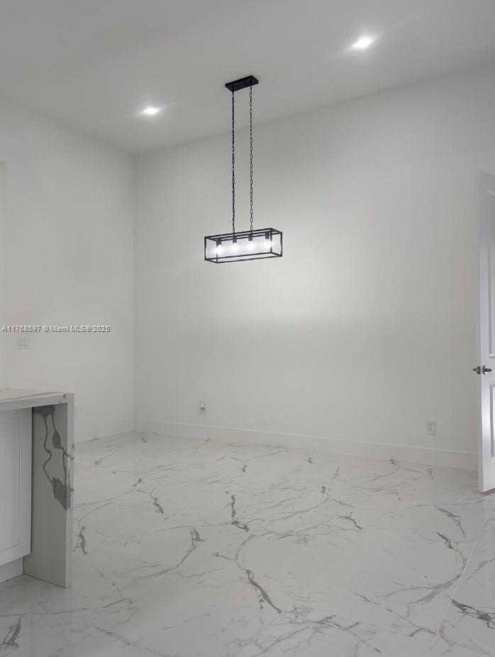 2717 NW 42nd Ave