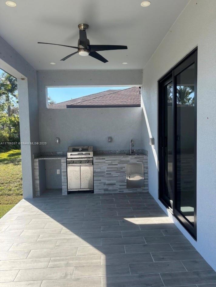 2717 NW 42nd Ave