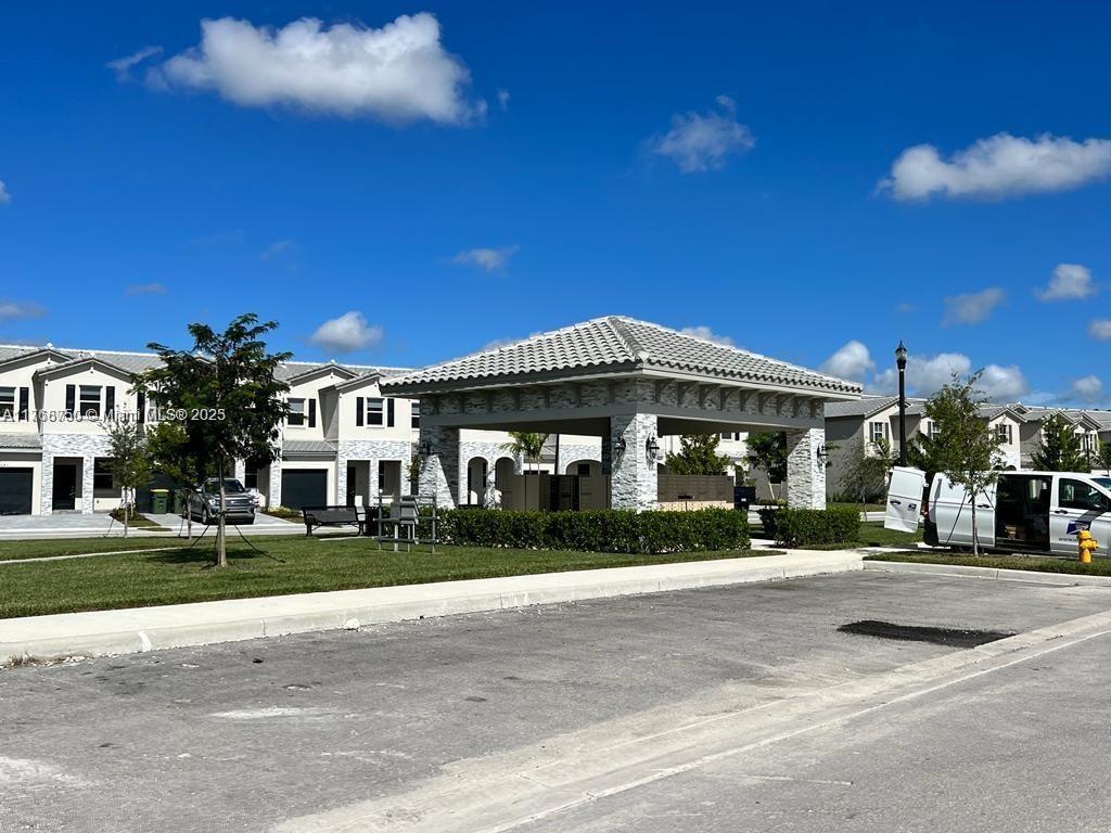 1655 SE 26th Rd Unit: .