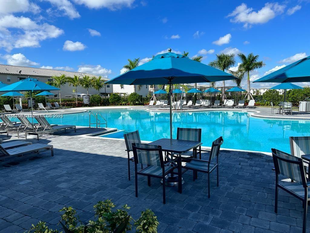 1655 SE 26th Rd Unit: .