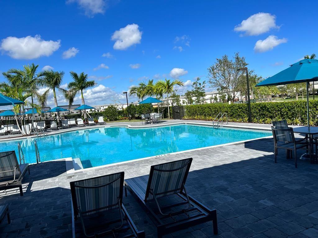 1655 SE 26th Rd Unit: .
