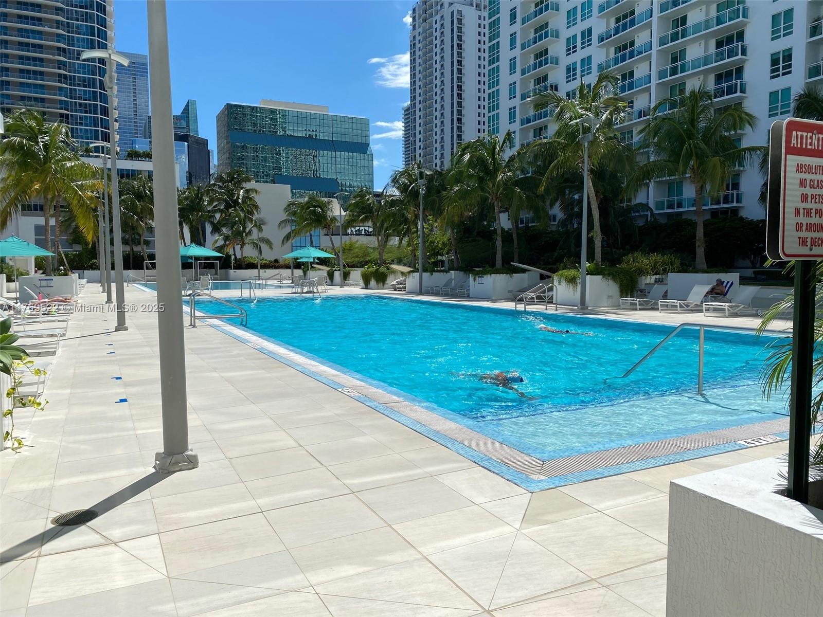 950 BRICKELL BAY DR. # 1600