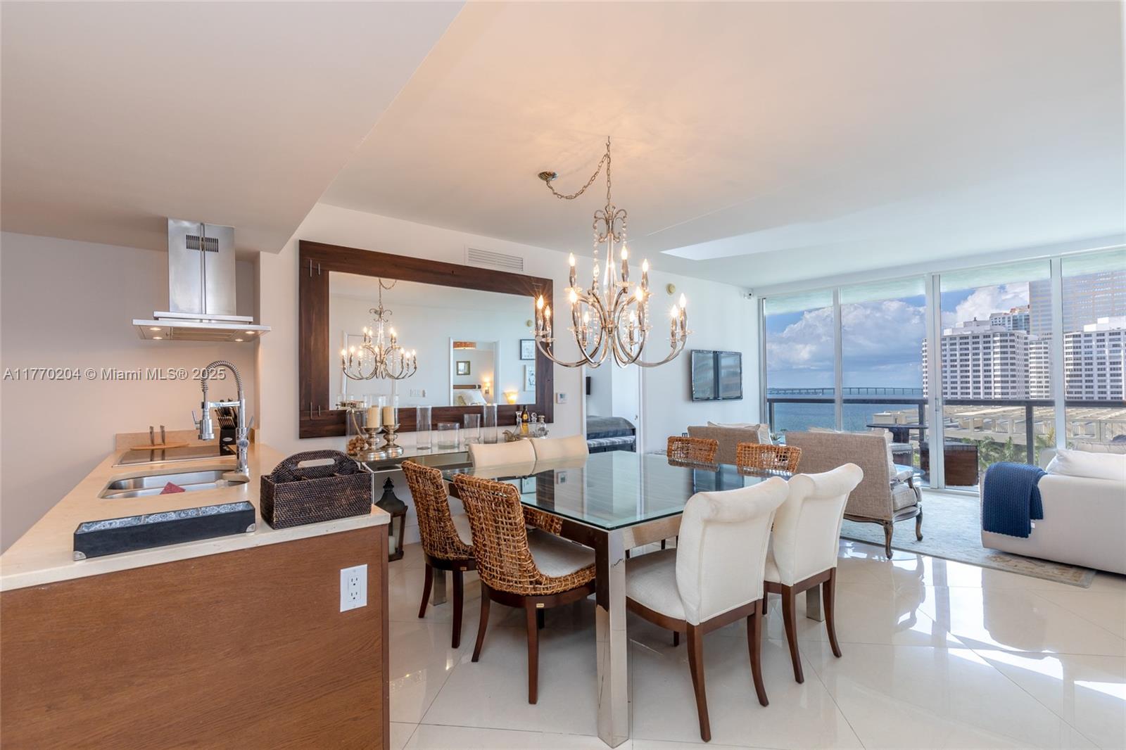495 Brickell Ave # 1005