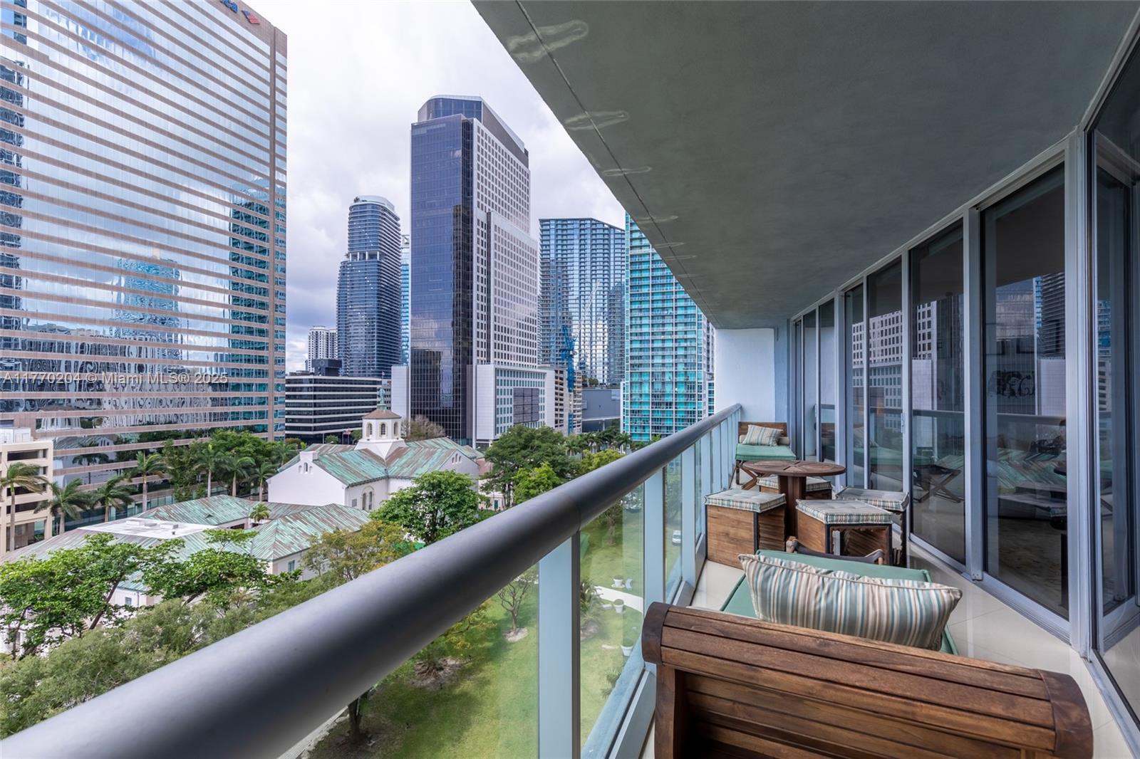 495 Brickell Ave # 1005