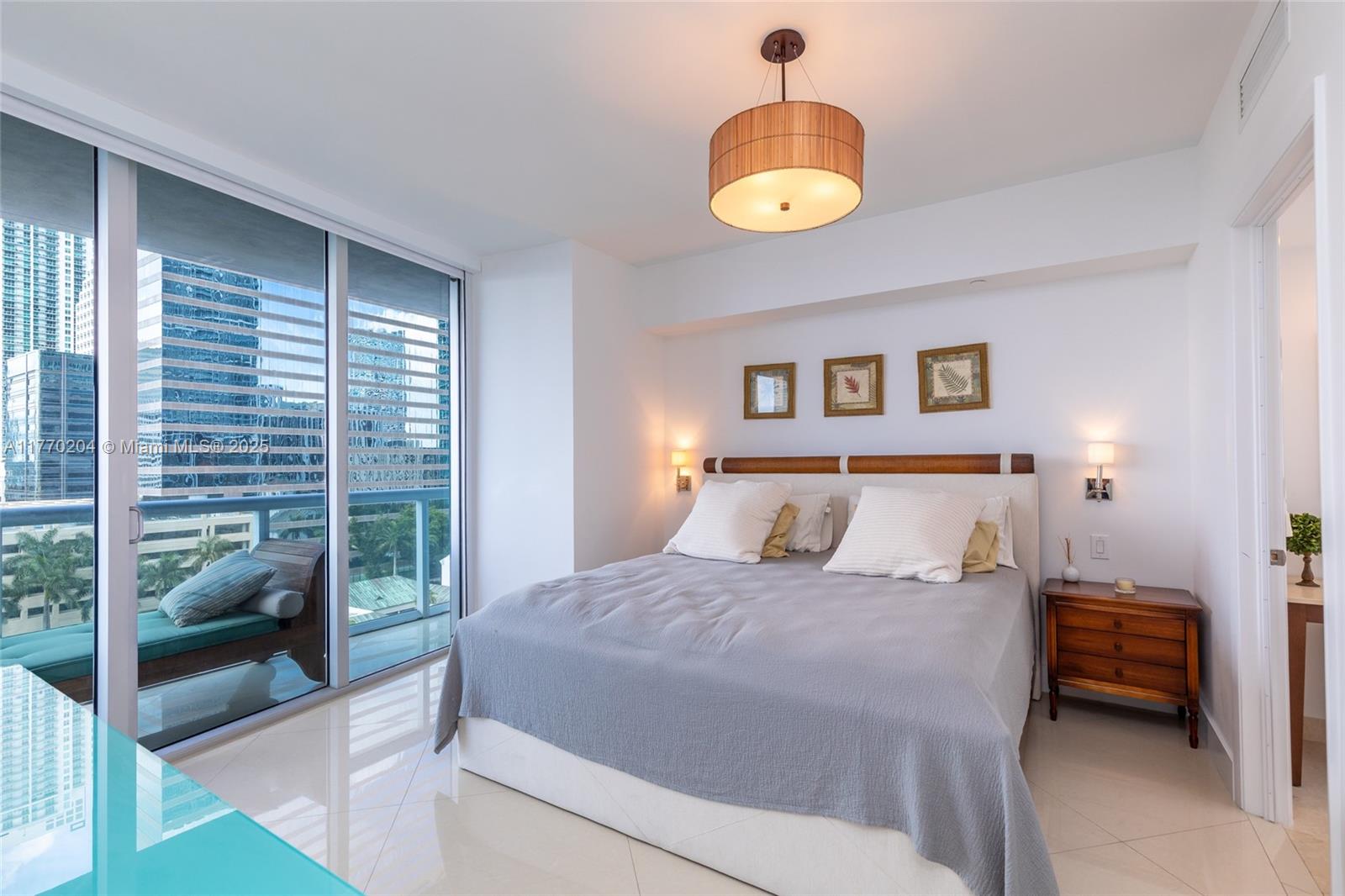 495 Brickell Ave # 1005