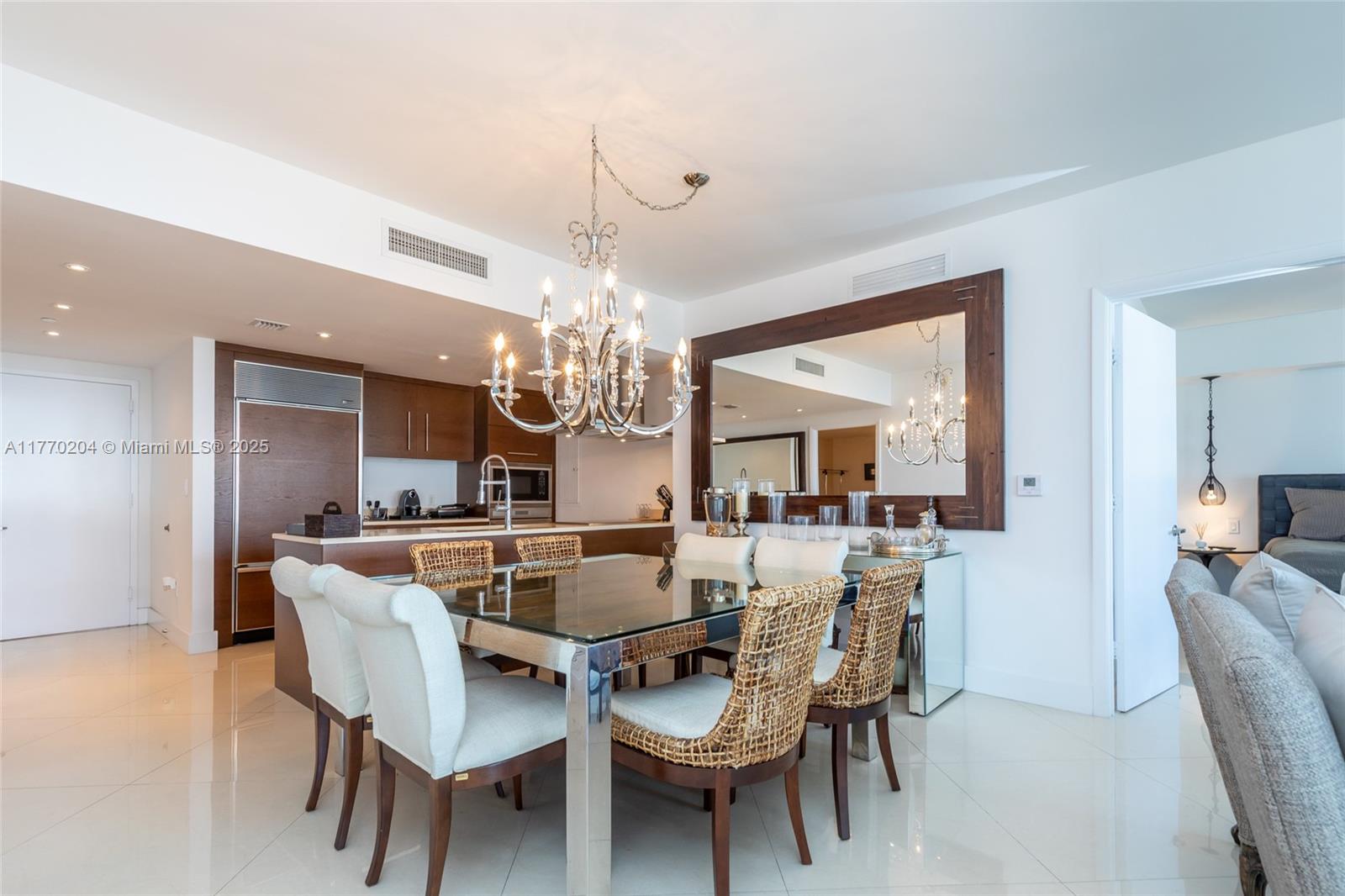 495 Brickell Ave # 1005