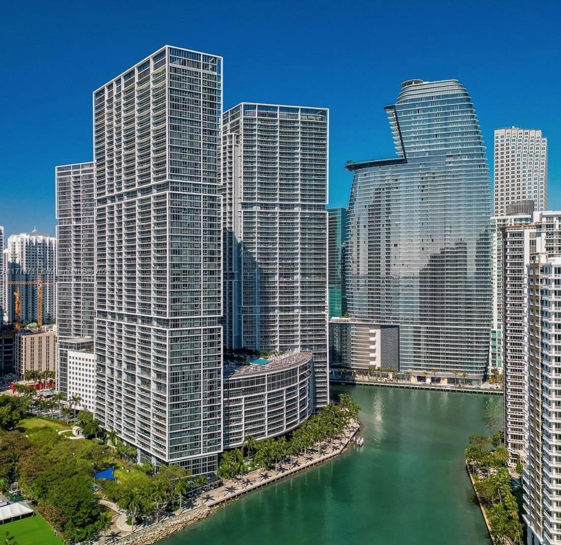 475 Brickell Ave # 3514