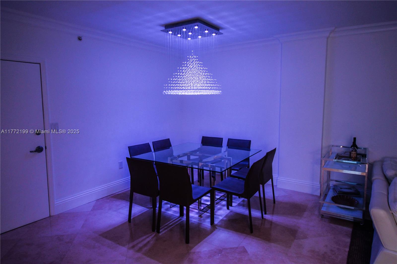 10275 Collins Ave # 833