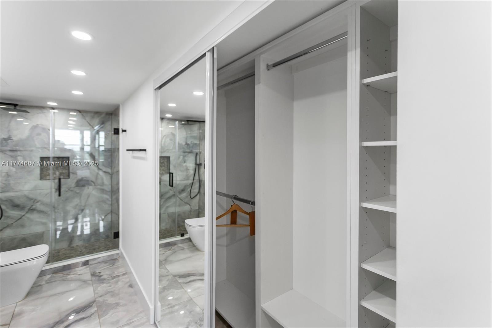 5701 Collins Ave # 503