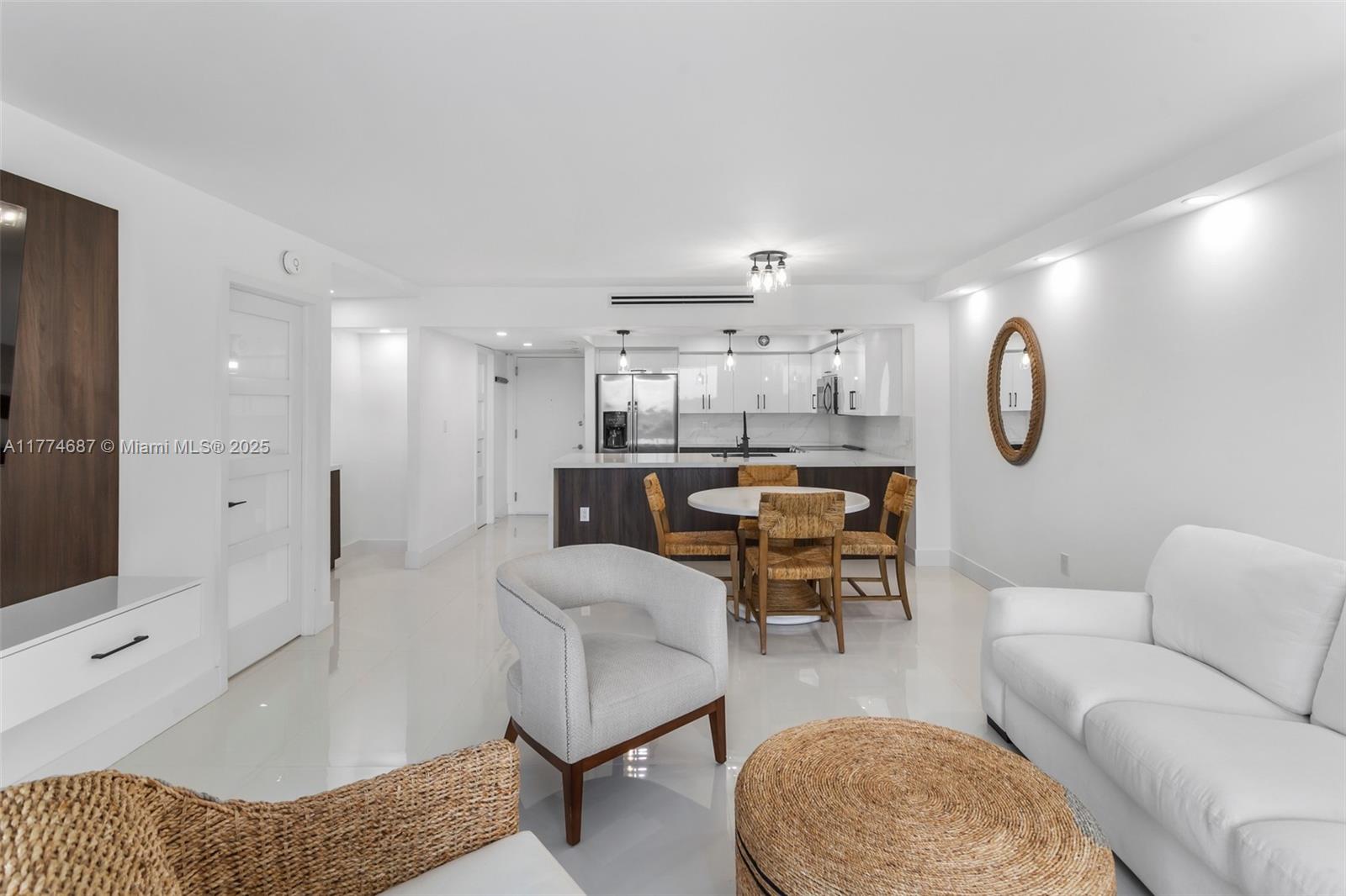 5701 Collins Ave # 503
