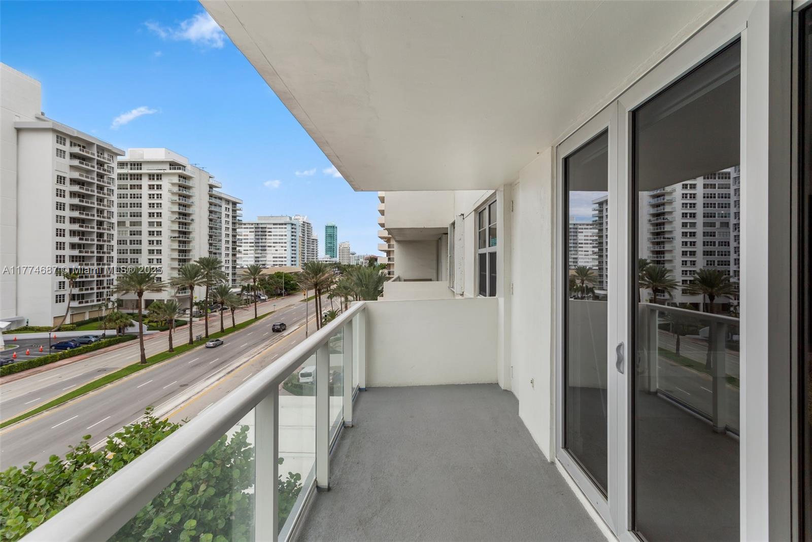 5701 Collins Ave # 503