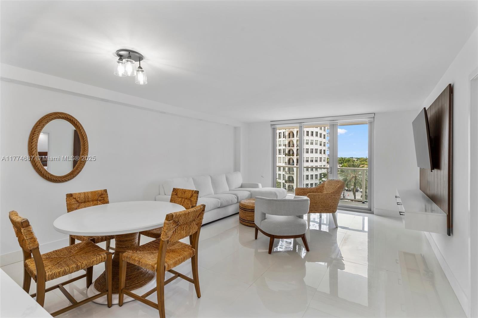 5701 Collins Ave # 503