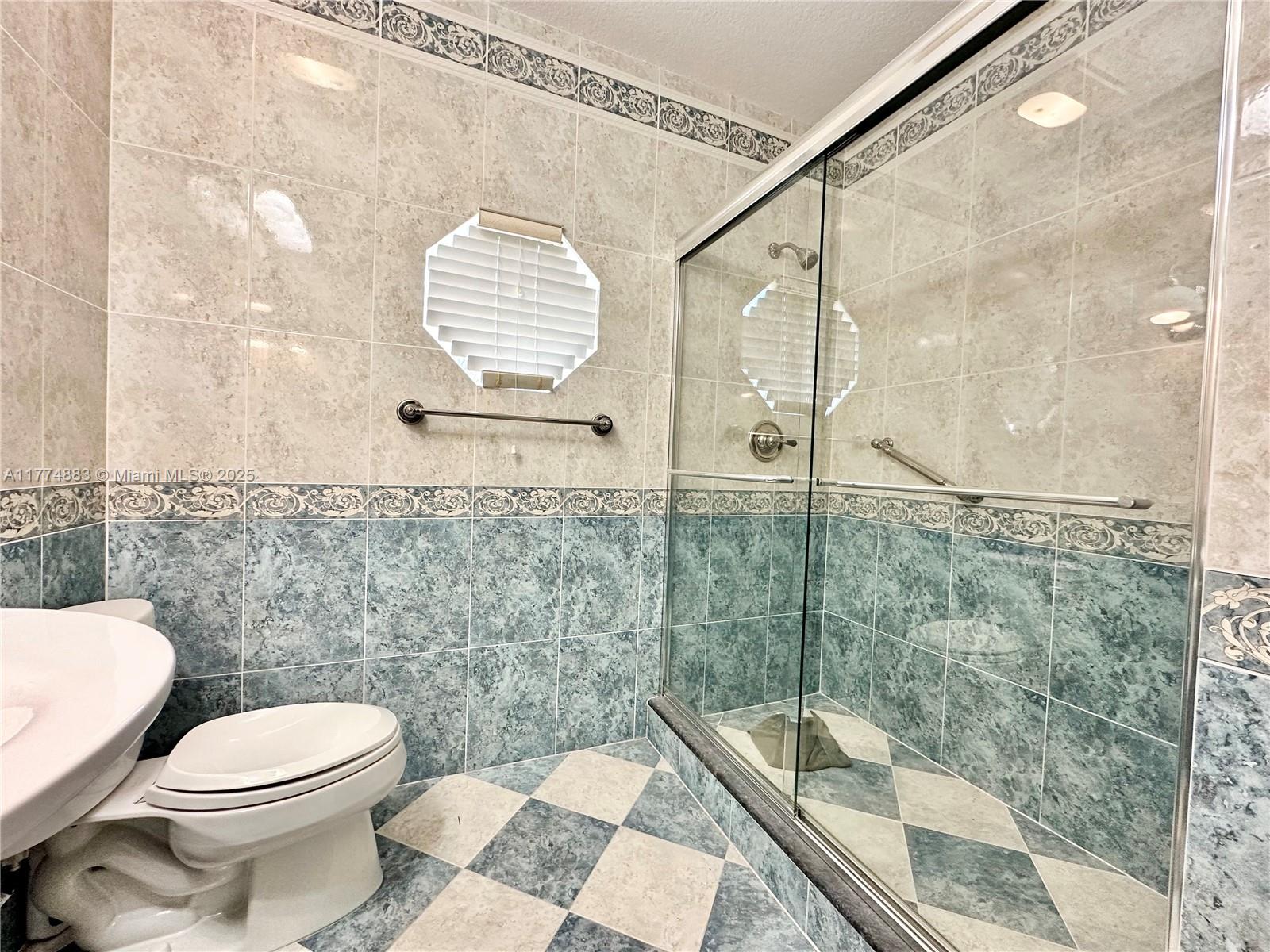 5023 NW 94th Doral Pl Unit: 5023