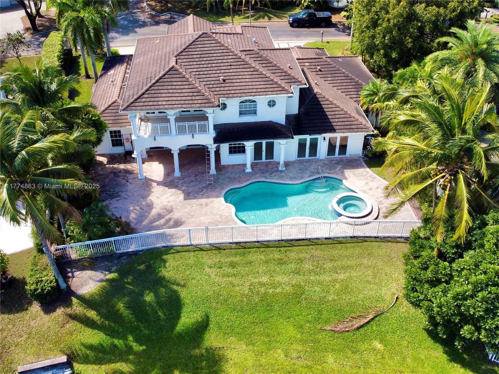 5023 NW 94th Doral Pl Unit: 5023