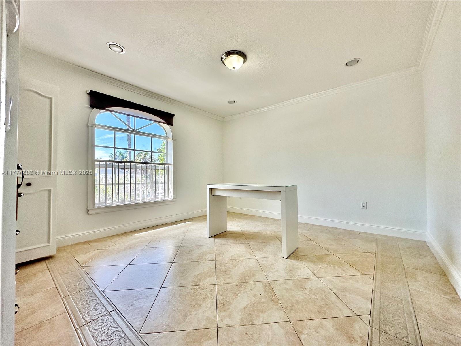 5023 NW 94th Doral Pl Unit: 5023