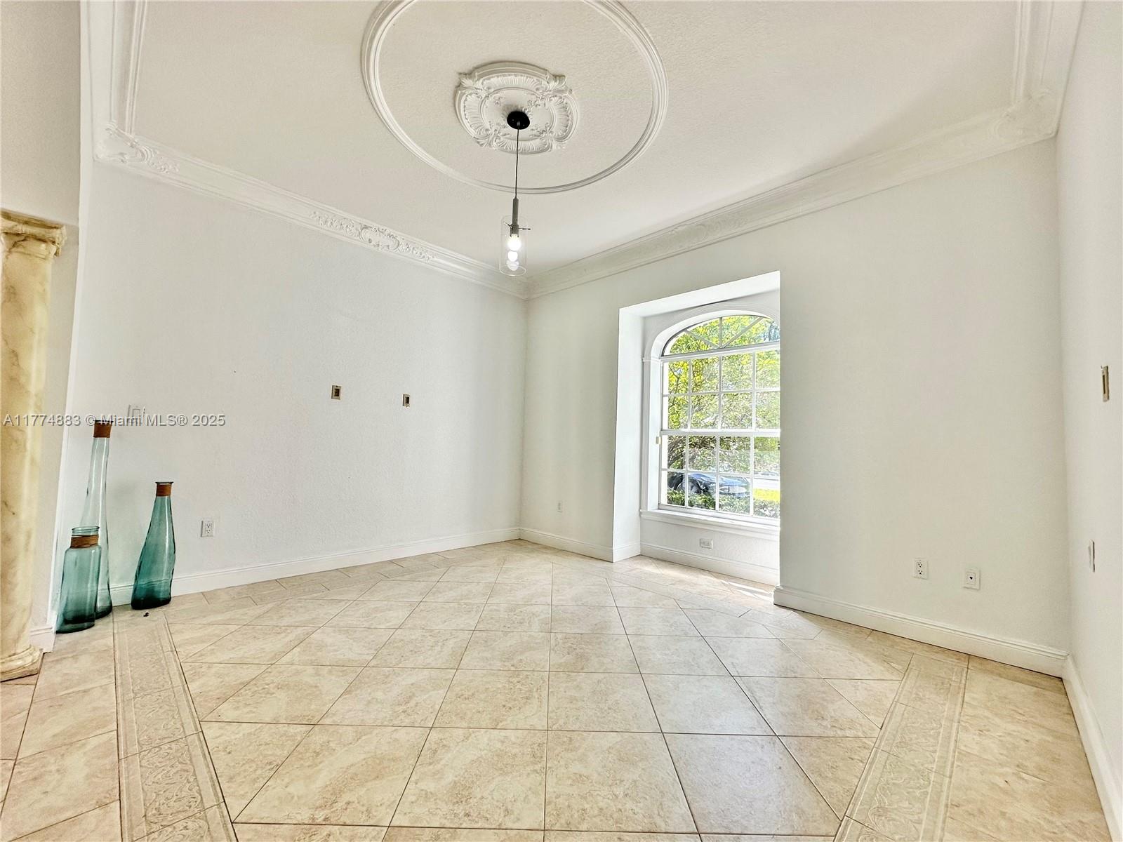 5023 NW 94th Doral Pl Unit: 5023