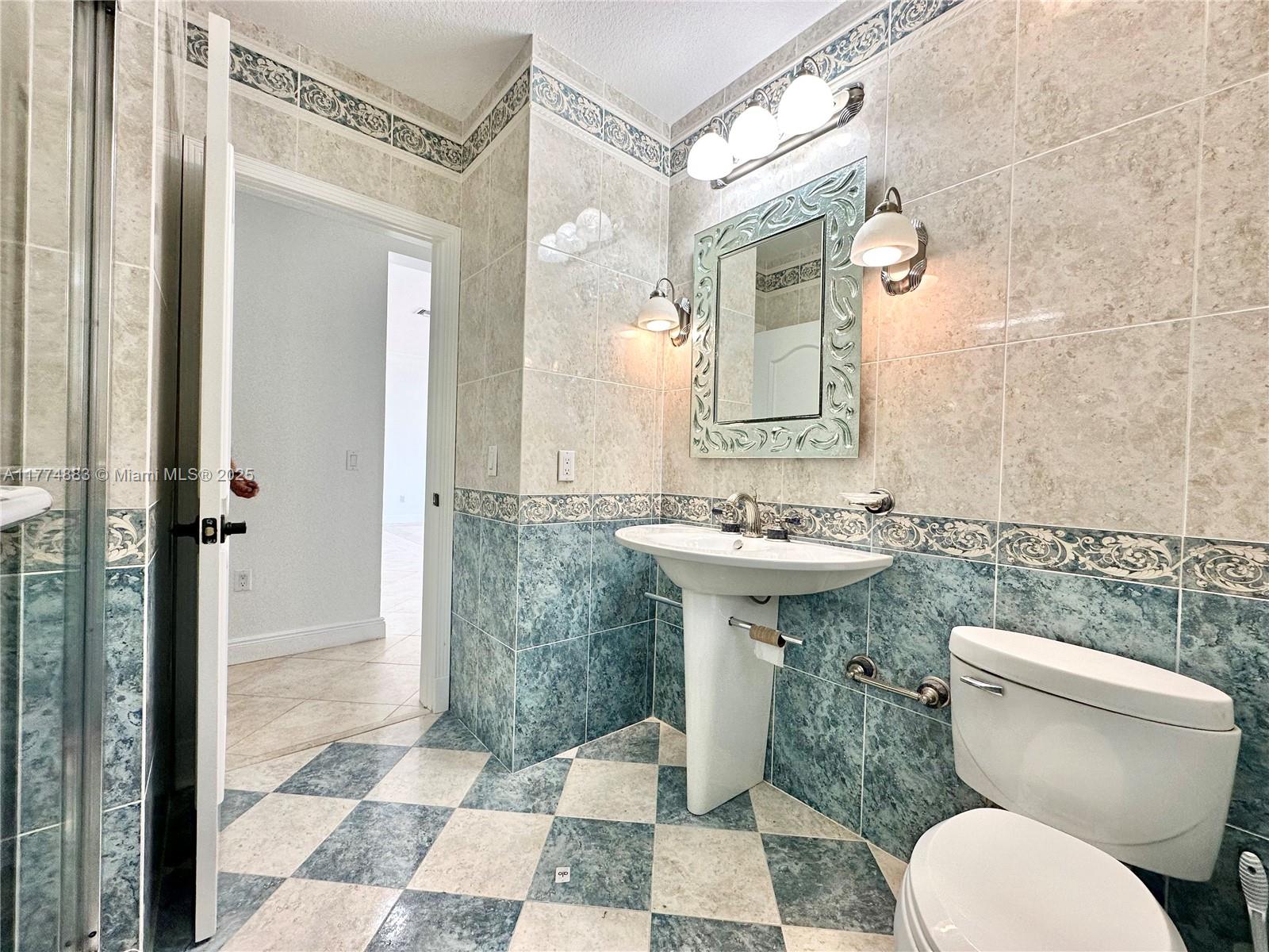 5023 NW 94th Doral Pl Unit: 5023