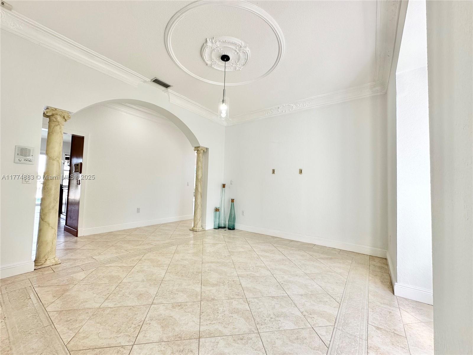 5023 NW 94th Doral Pl Unit: 5023