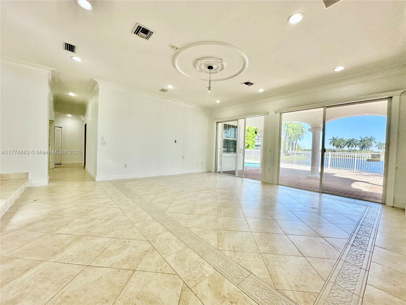 5023 NW 94th Doral Pl Unit: 5023