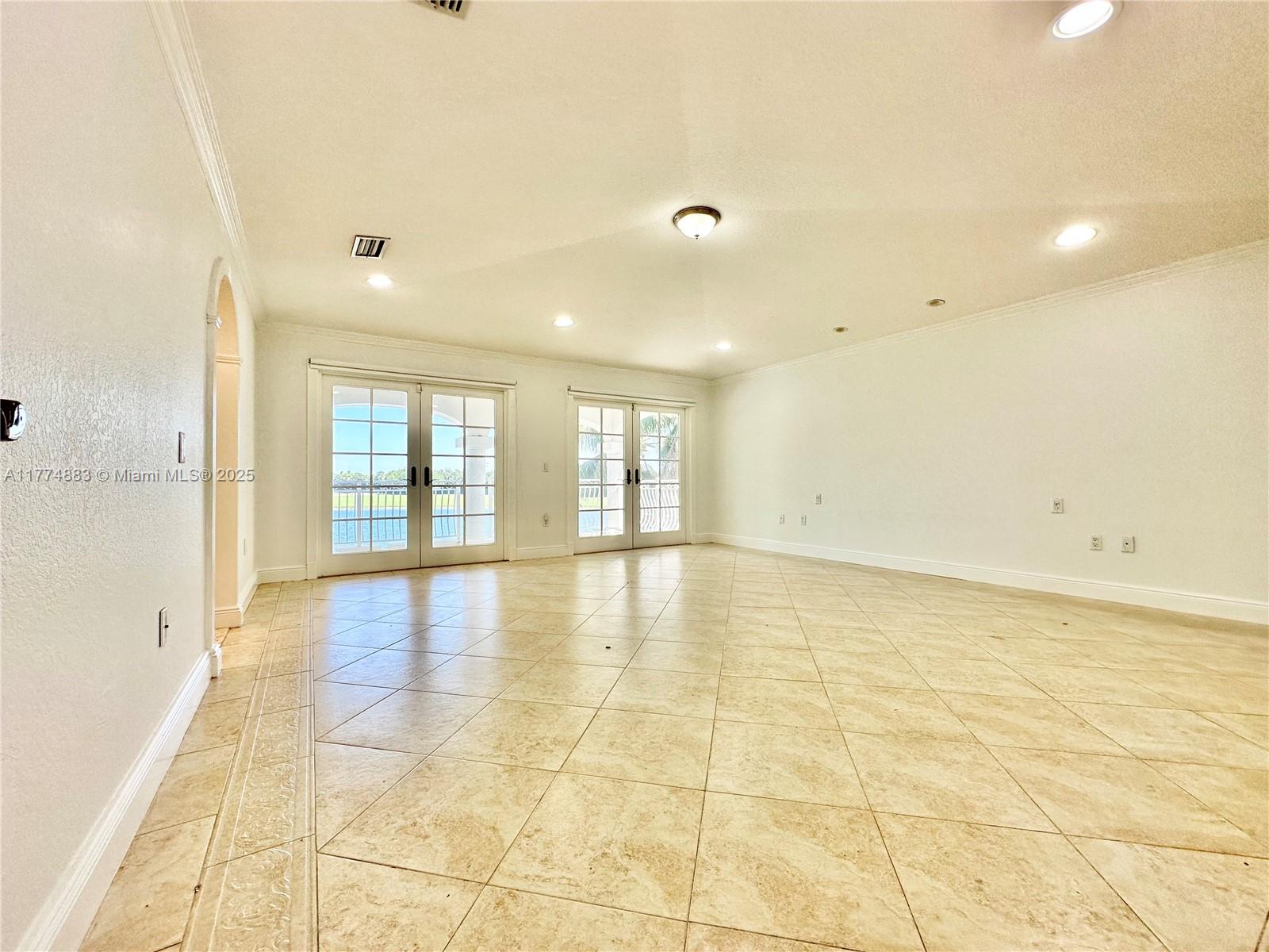 5023 NW 94th Doral Pl Unit: 5023