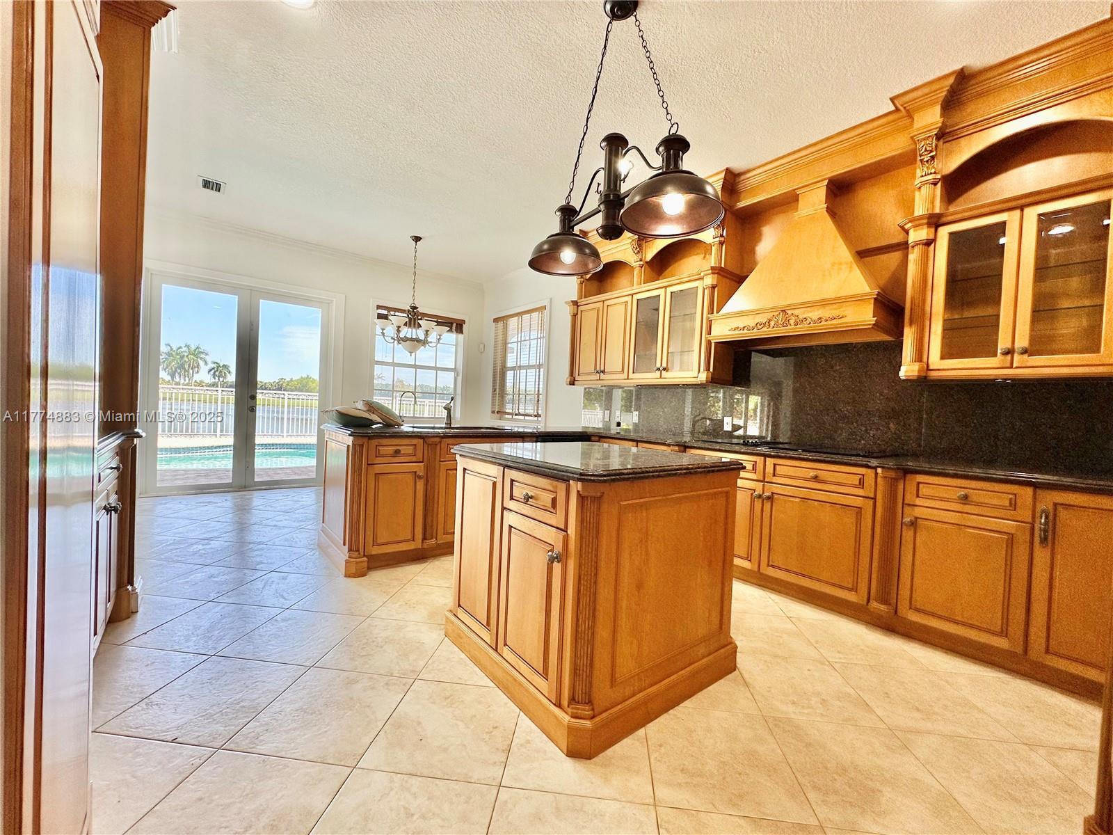 5023 NW 94th Doral Pl Unit: 5023