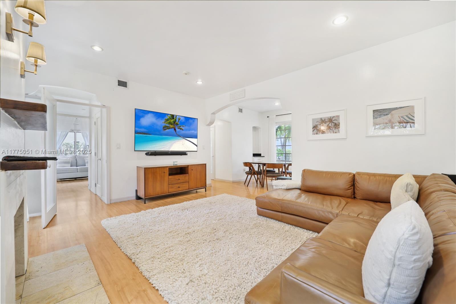 1572 Meridian Ave # 2
