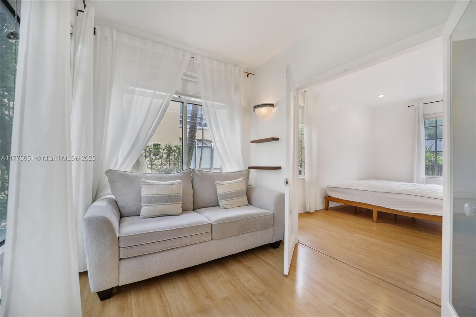 1572 Meridian Ave # 2