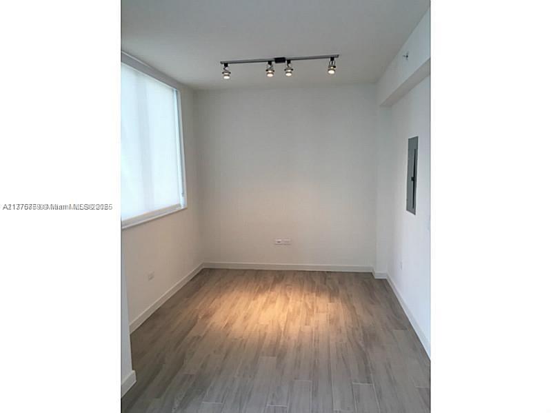 999 SW 1st Ave # 3003