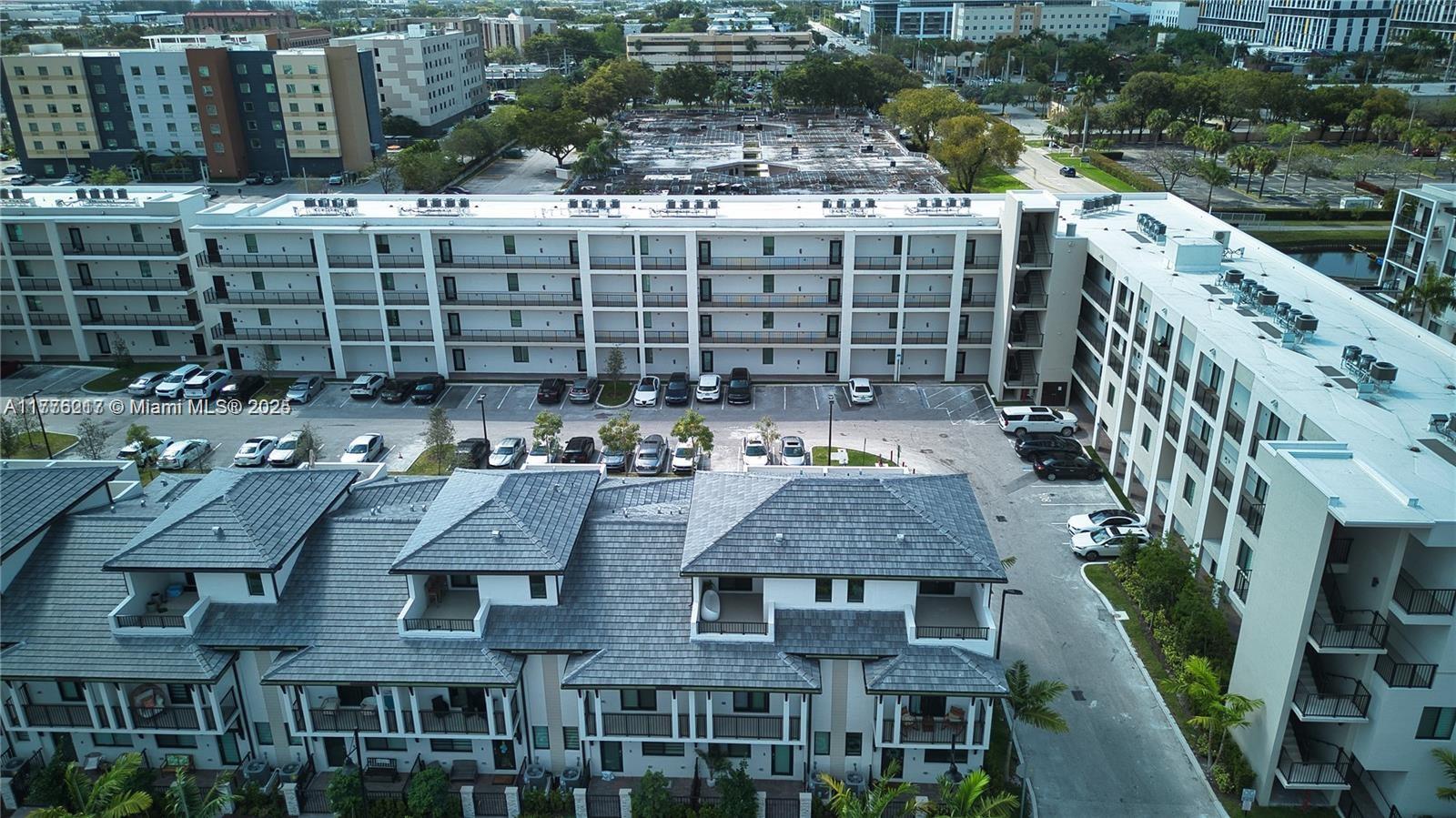 8167 NW 41st St # 410 Unit: E-410