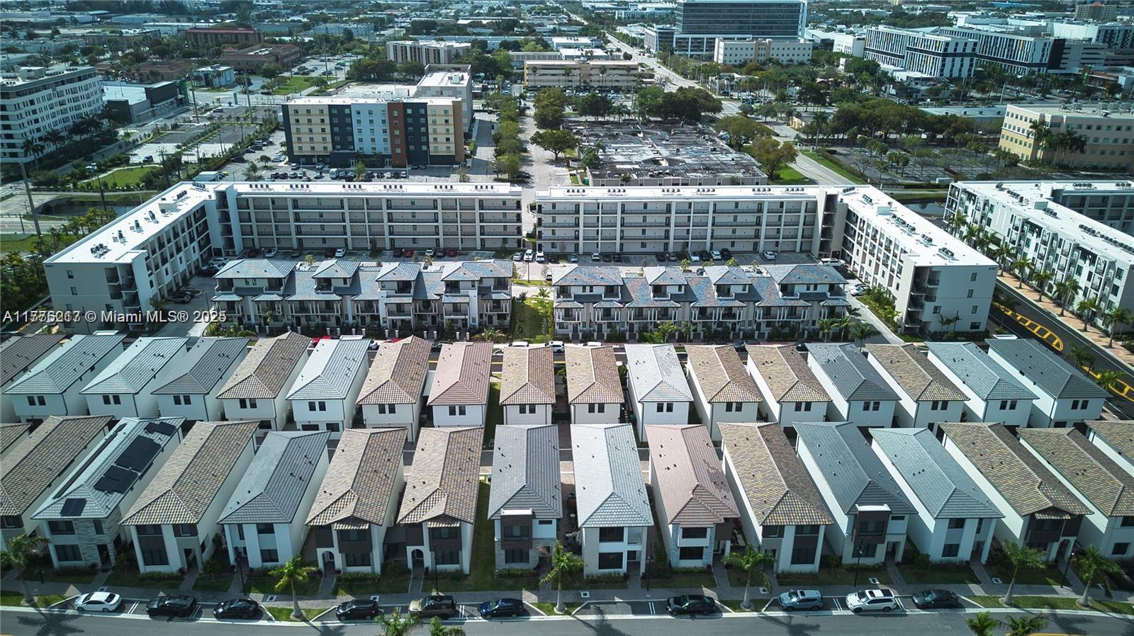 8167 NW 41st St # 410 Unit: E-410