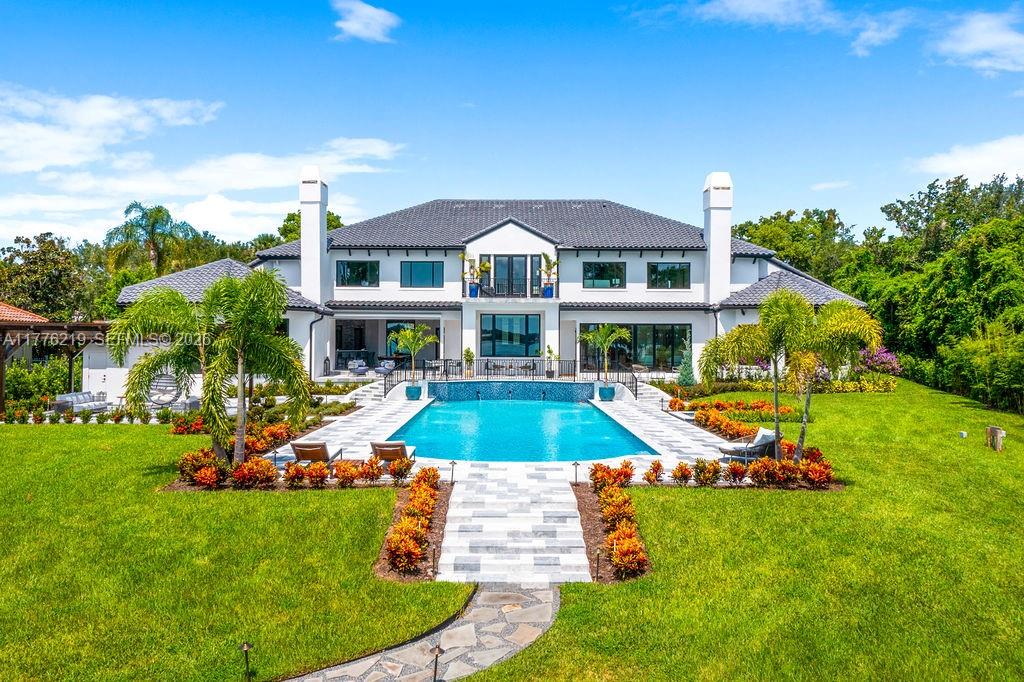 570 Manor Rd, Maitland