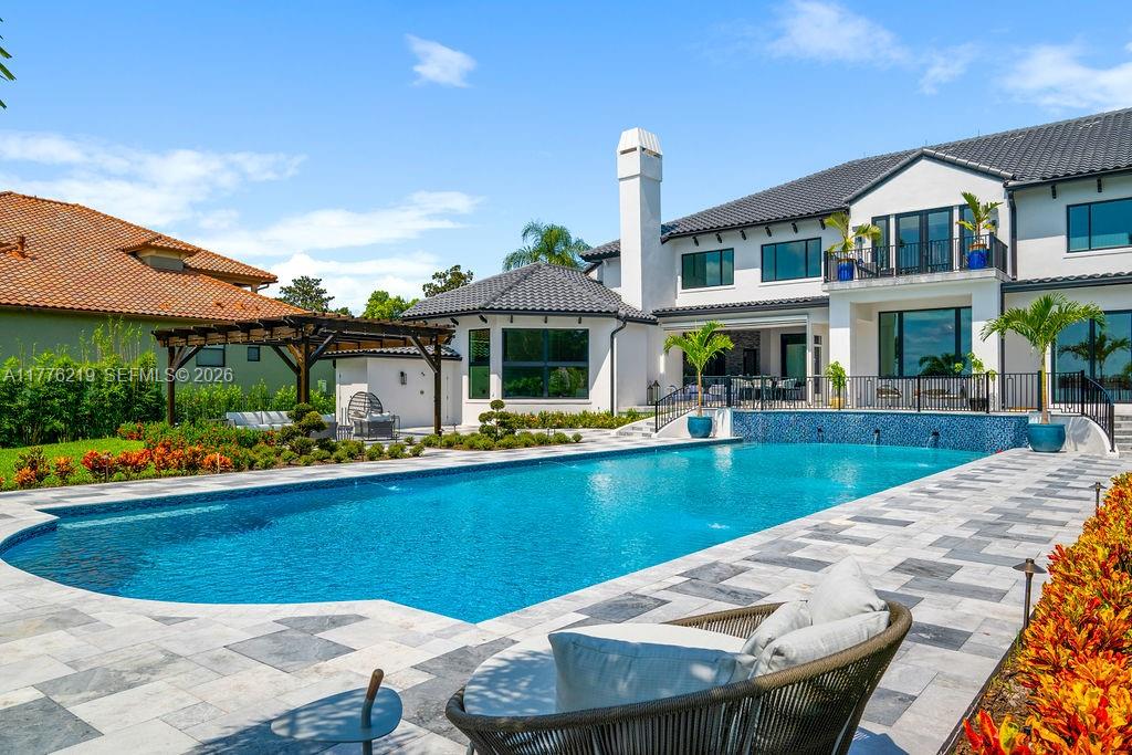 570 Manor Rd, Maitland