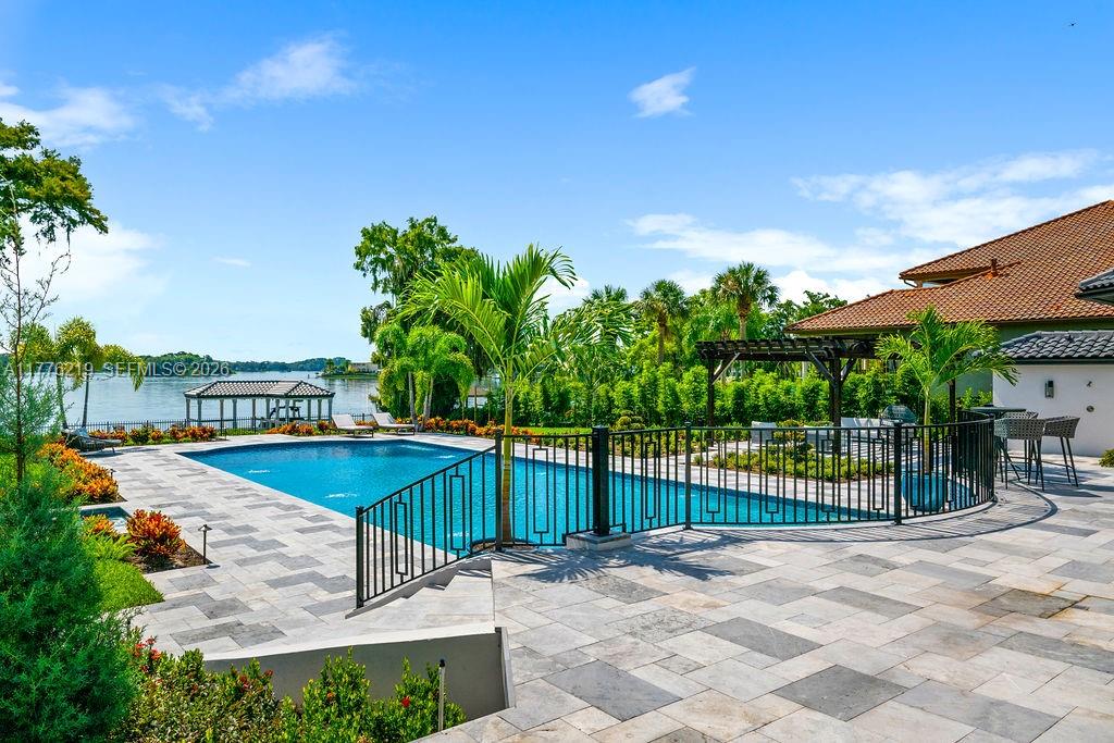 570 Manor Rd, Maitland