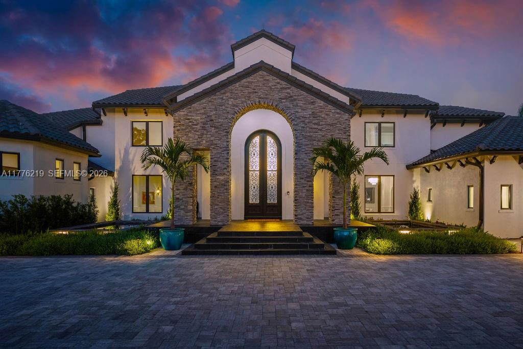 570 Manor Rd, Maitland