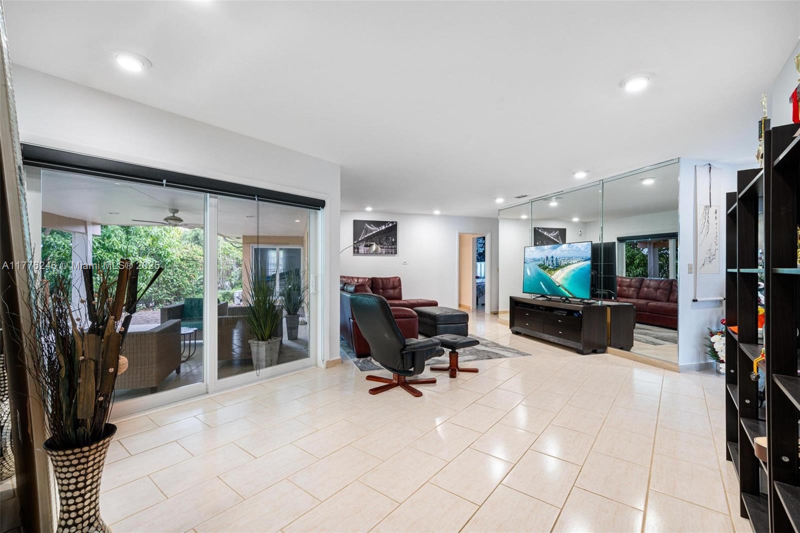 1411 Miller Rd