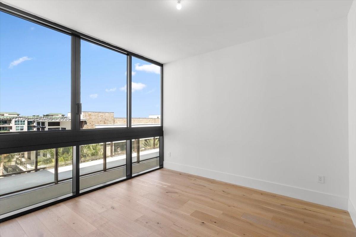 160 Isle Of Venice Dr. Unit: PH2