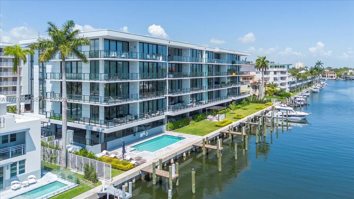 160 Isle Of Venice Dr. Unit: PH2