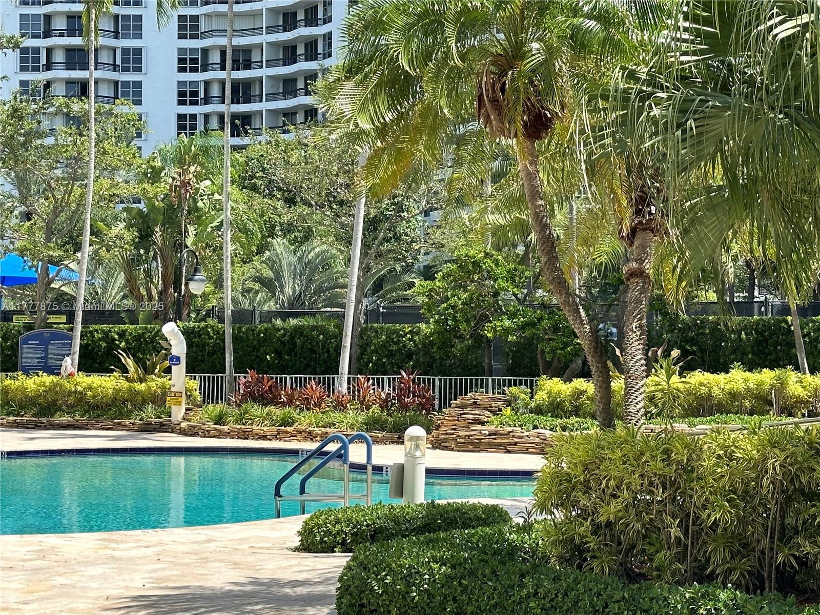 3500 Mystic Pointe Dr # 2507