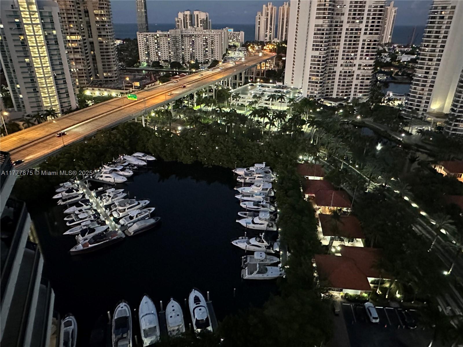 3500 Mystic Pointe Dr # 2507