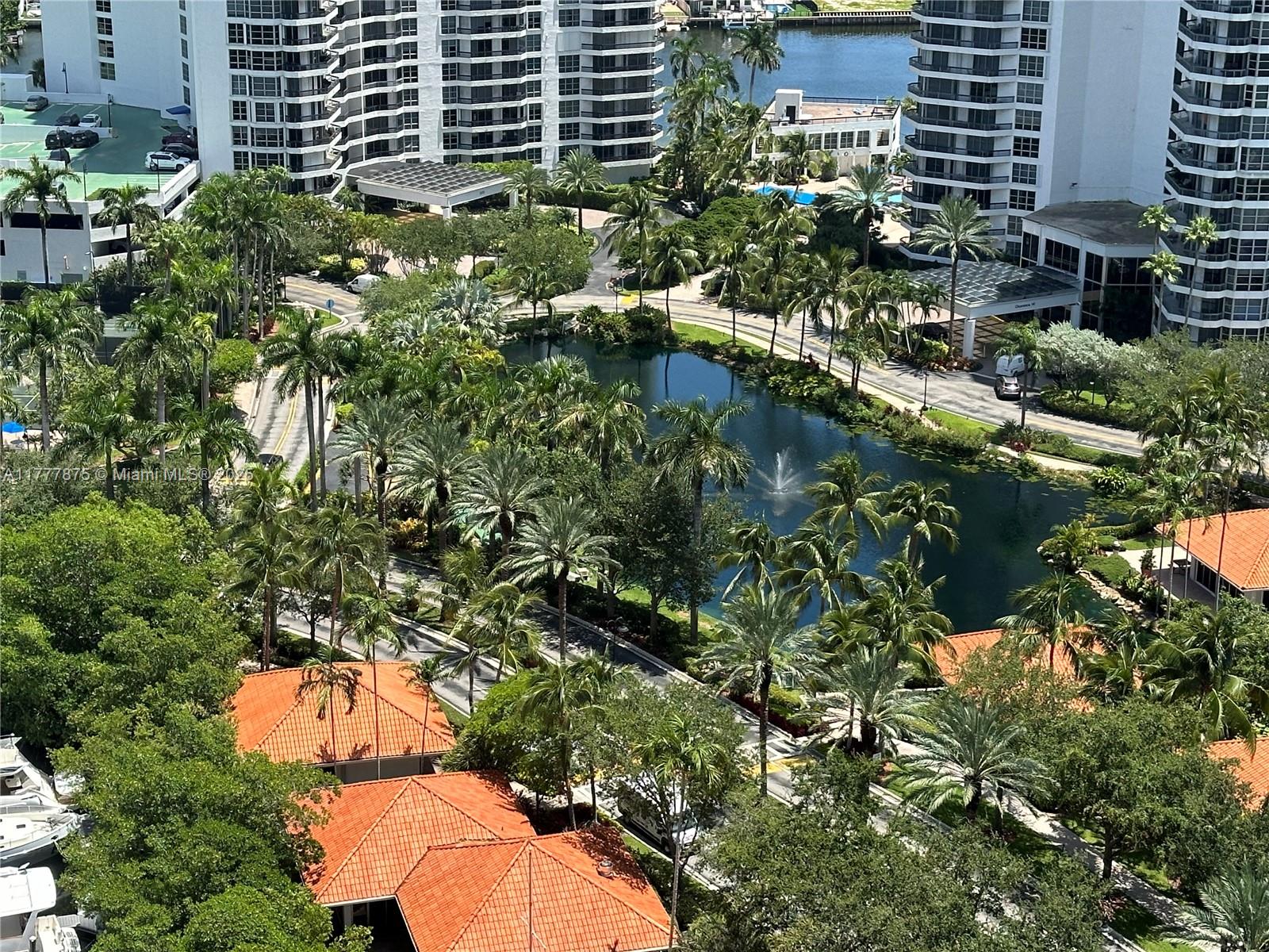 3500 Mystic Pointe Dr # 2507