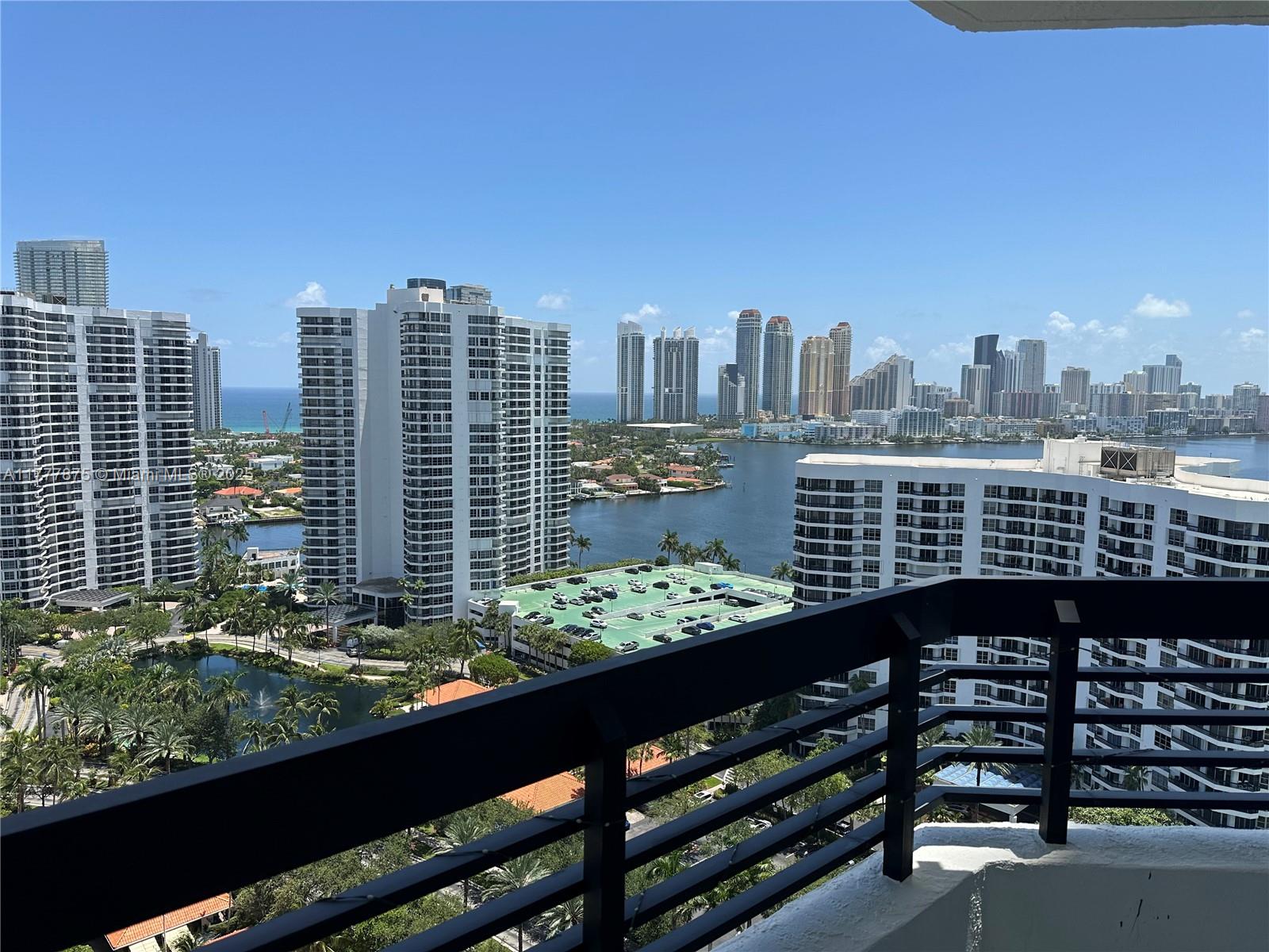 3500 Mystic Pointe Dr # 2507