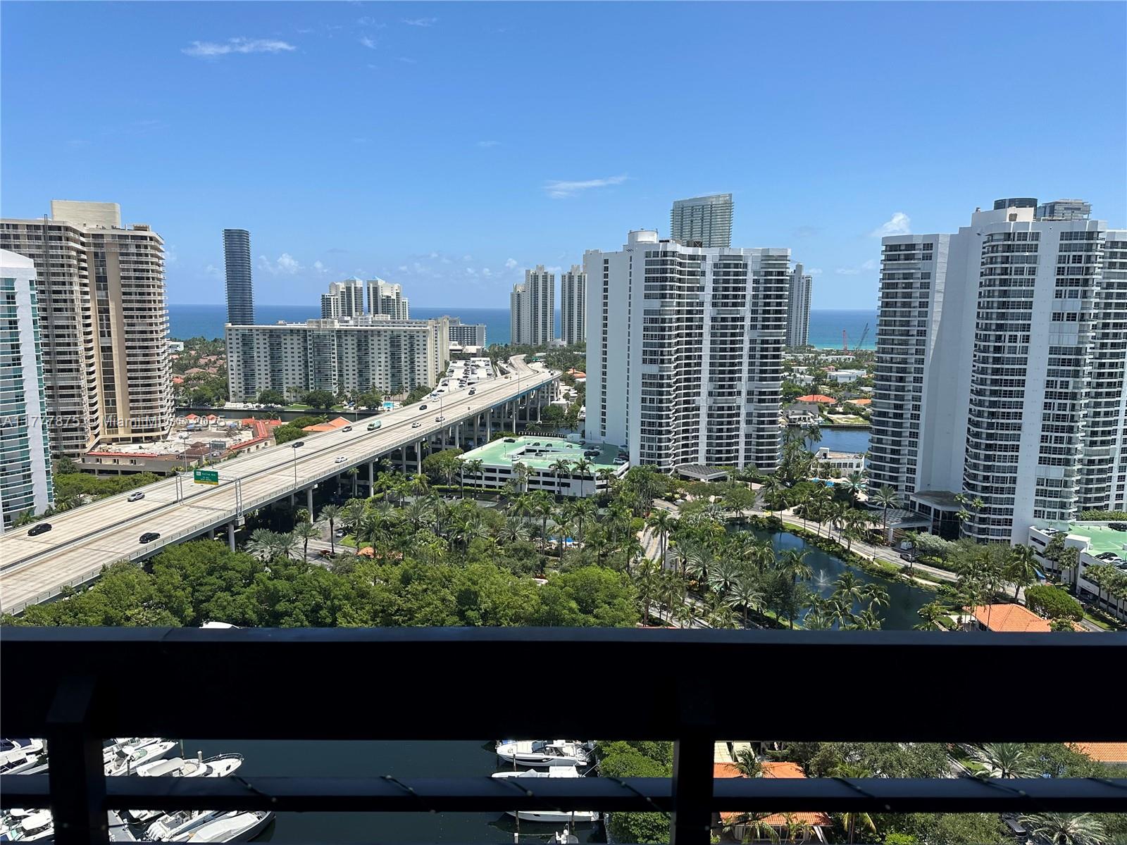 3500 Mystic Pointe Dr # 2507