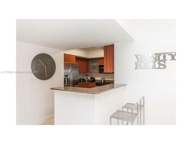 16699 Collins Ave # 2406