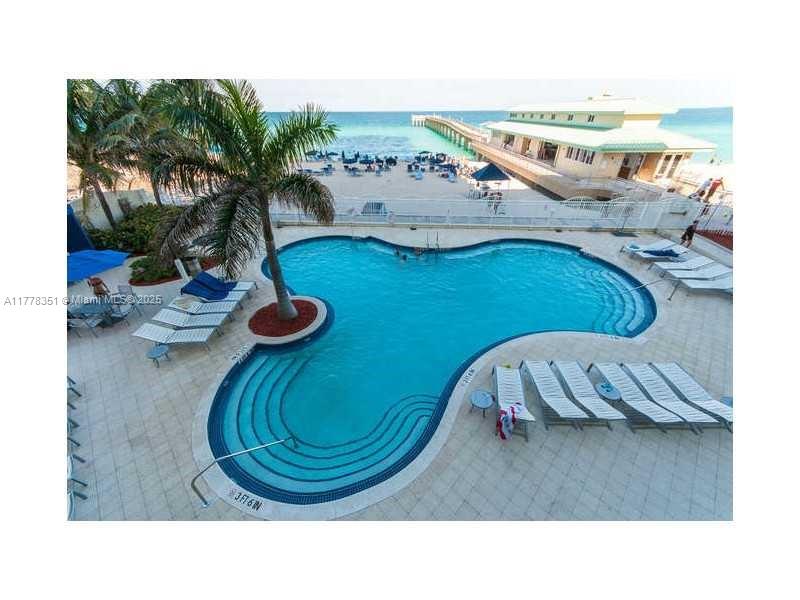 16699 Collins Ave # 2406
